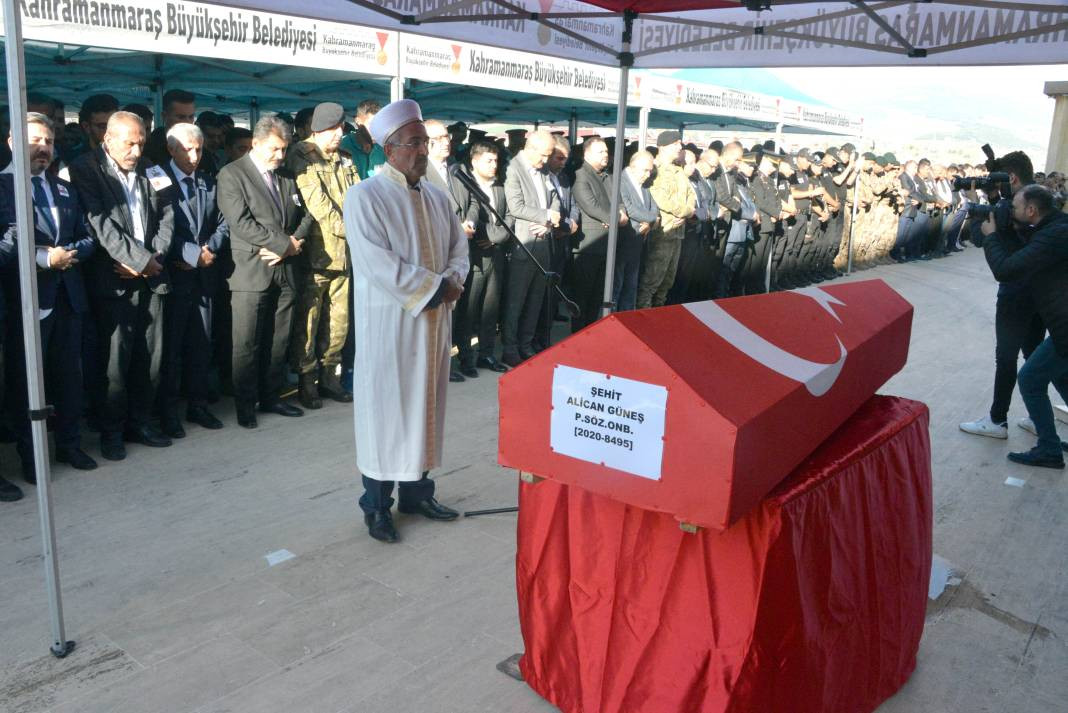 Şehit sözleşmeli onbaşı Alican Güneş’e son veda - Resim: 1